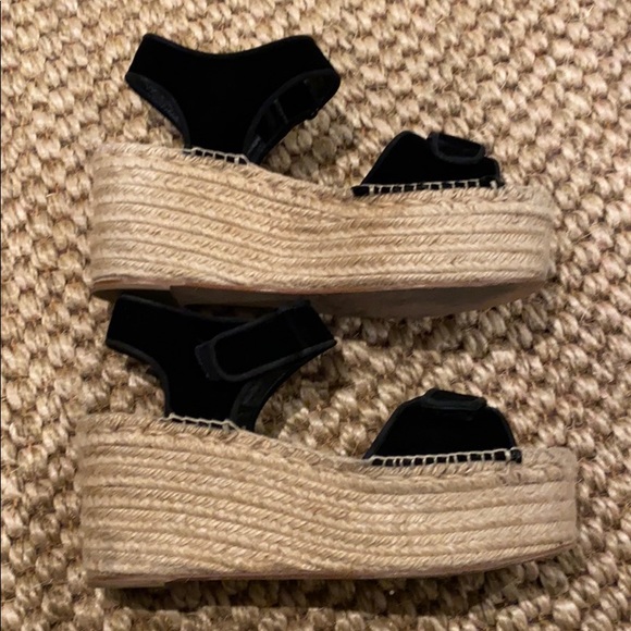 Authentic Celine black velvet platform espadrille - Picture 3 of 14